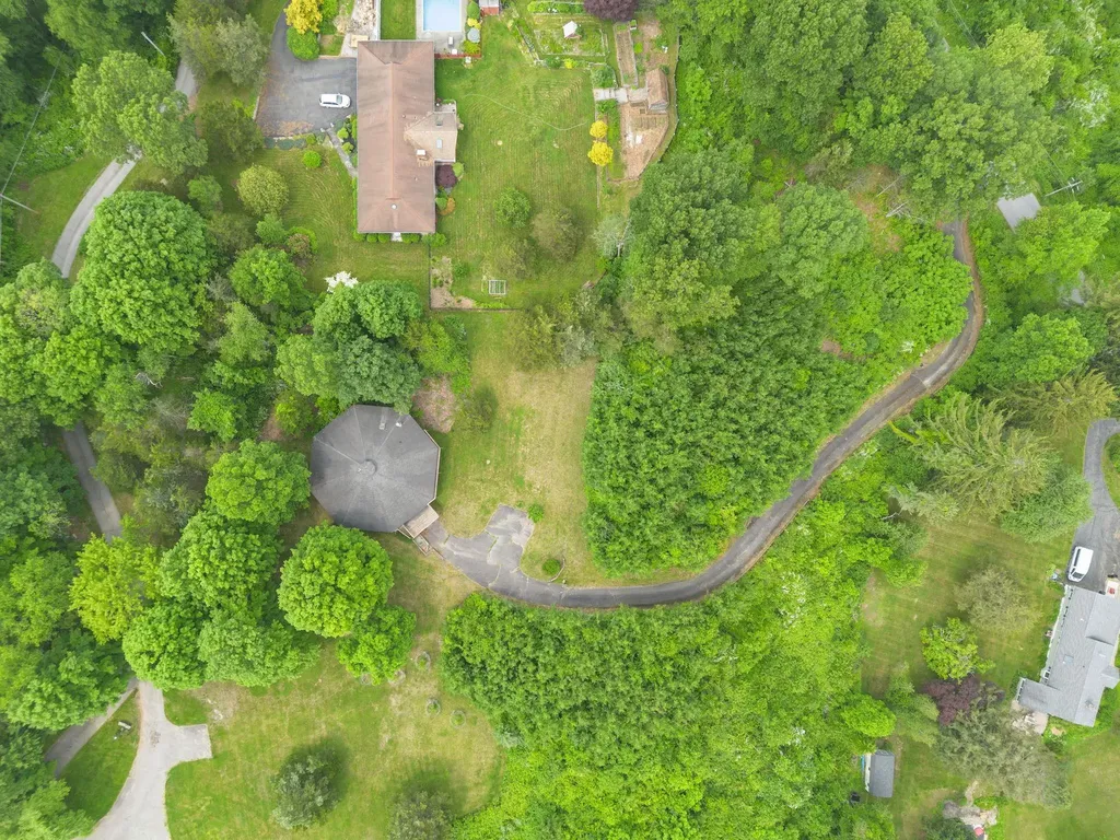 93 Cross Road Patterson NY 12563