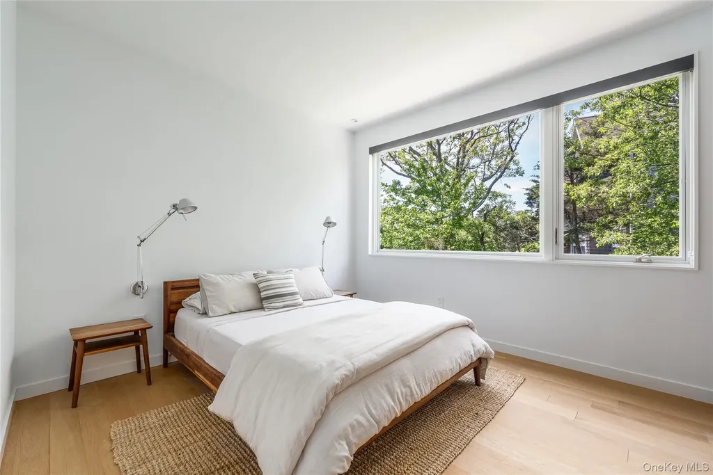 470 Lloyds Lane Mattituck NY 11952