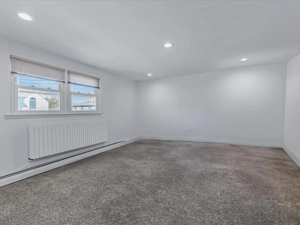 360 Franklin Avenue Hewlett NY 11557