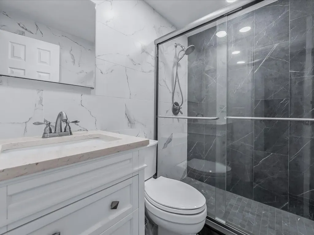 360 Franklin Avenue Hewlett NY 11557