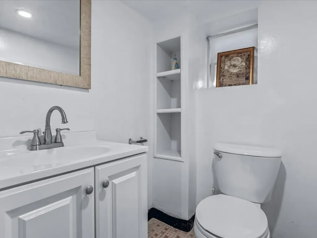 360 Franklin Avenue Hewlett NY 11557