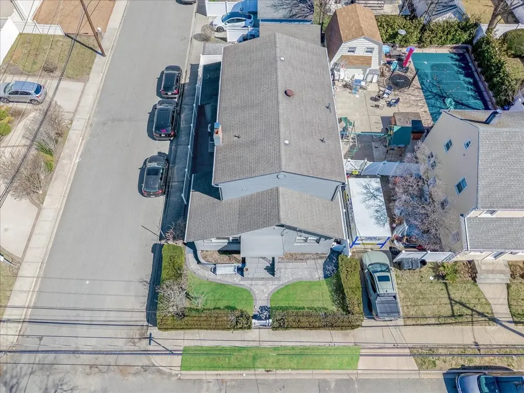 360 Franklin Avenue Hewlett NY 11557