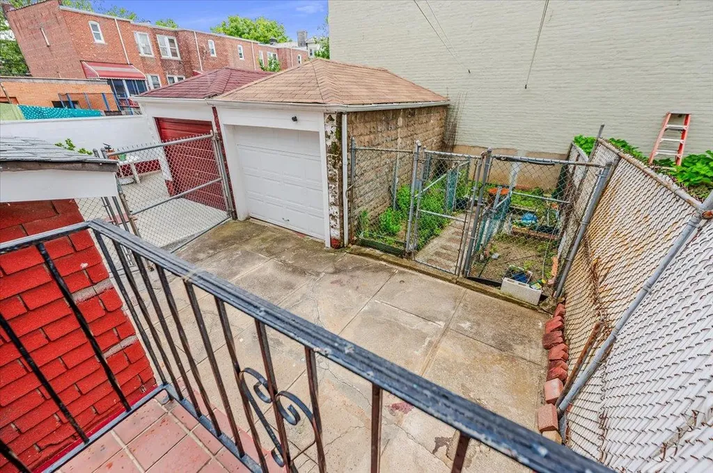 5306 Beverley Road Brooklyn NY 11203