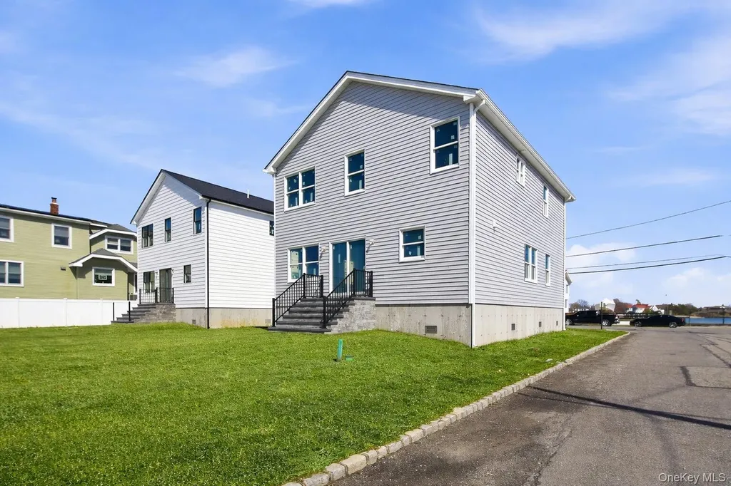 103 Clocks Boulevard Massapequa NY 11758