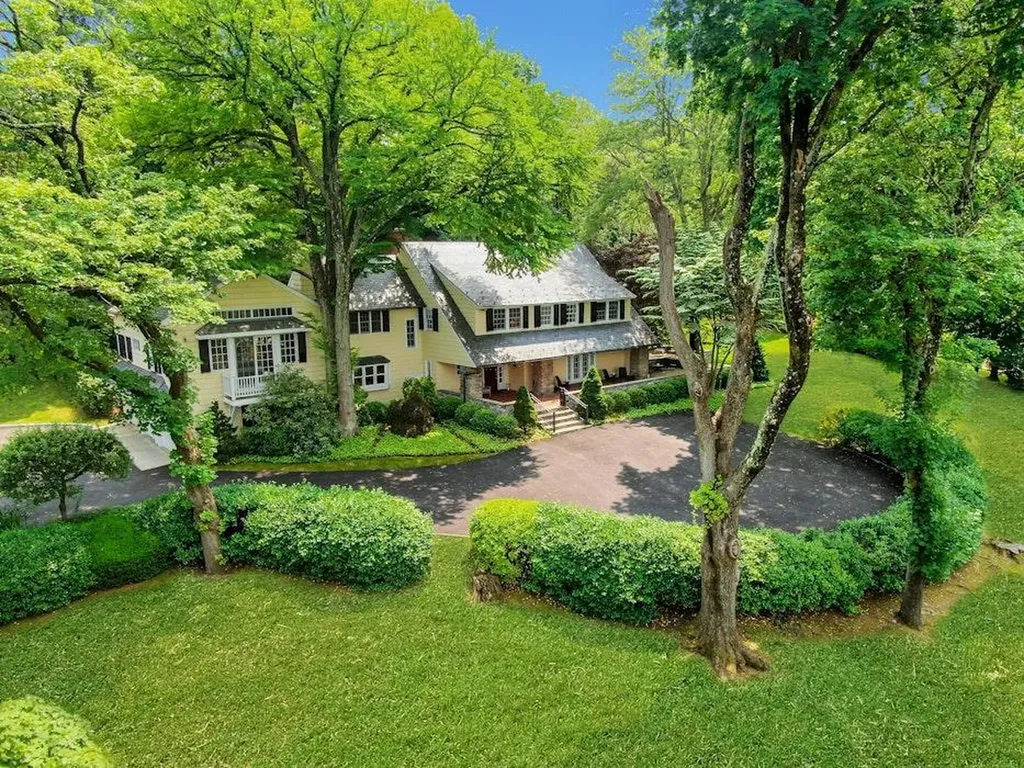 24 Eton Road Scarsdale NY 10583