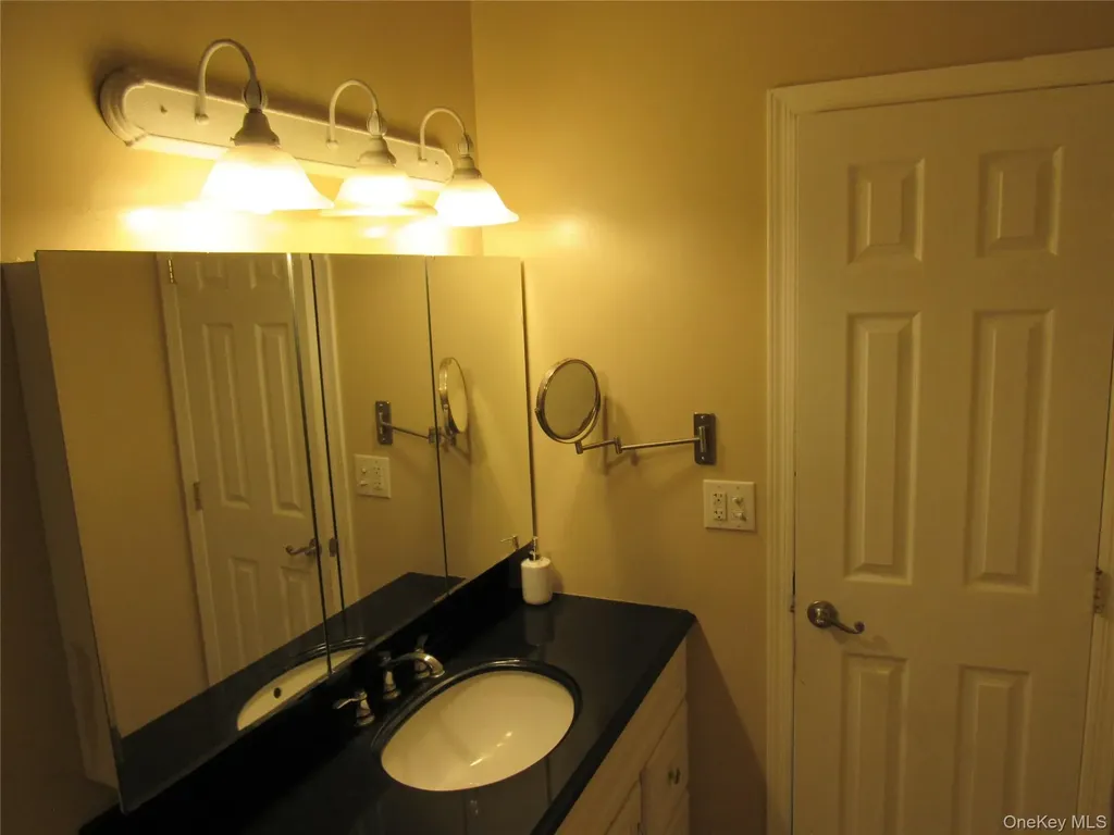 105 Sarah Lane Middletown NY 10941