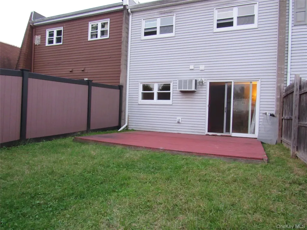 105 Sarah Lane Middletown NY 10941