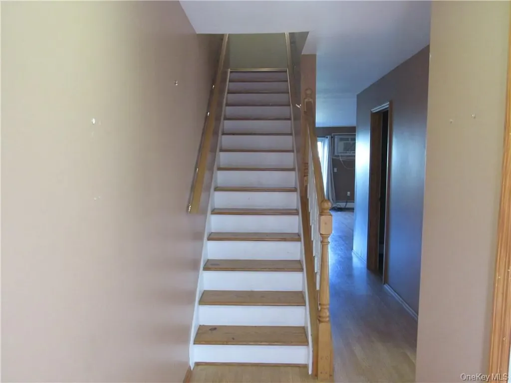 105 Sarah Lane Middletown NY 10941