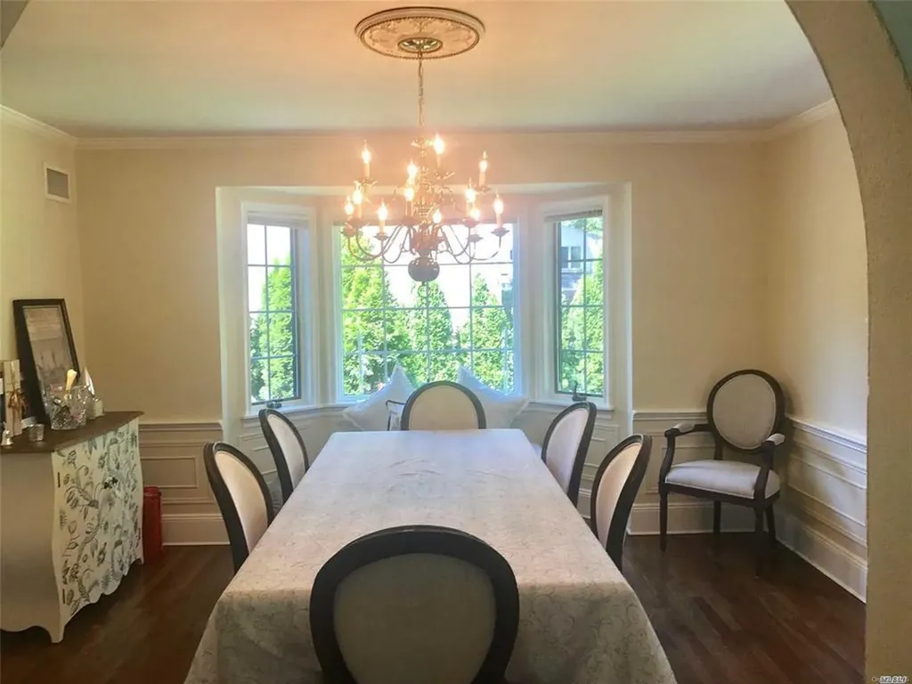 5 Rockcrest Road Manhasset NY 11030