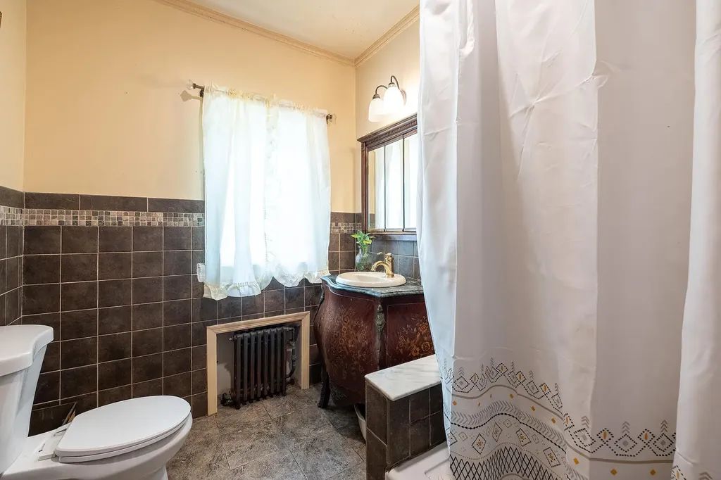 115 Primrose Avenue Mount Vernon NY 10552