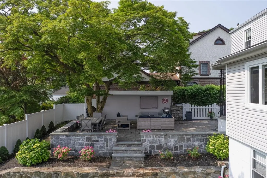 22 Chippewa Road Yonkers NY 10710