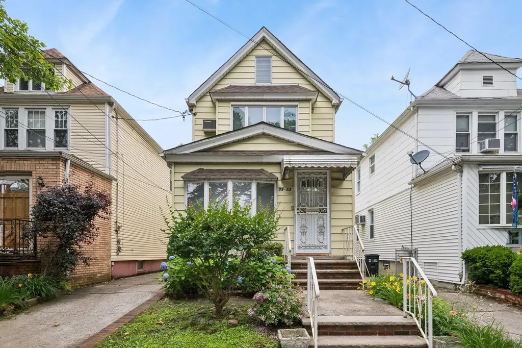 8913 69th Avenue Forest Hills NY 11375