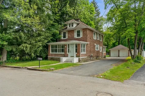 33 Center Avenue Poughkeepsie NY 12601