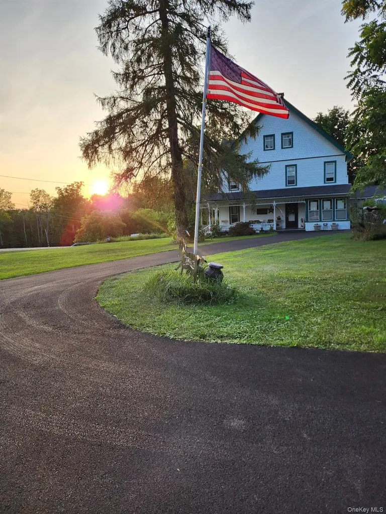 482 Scotchtown Avenue Middletown NY 10941
