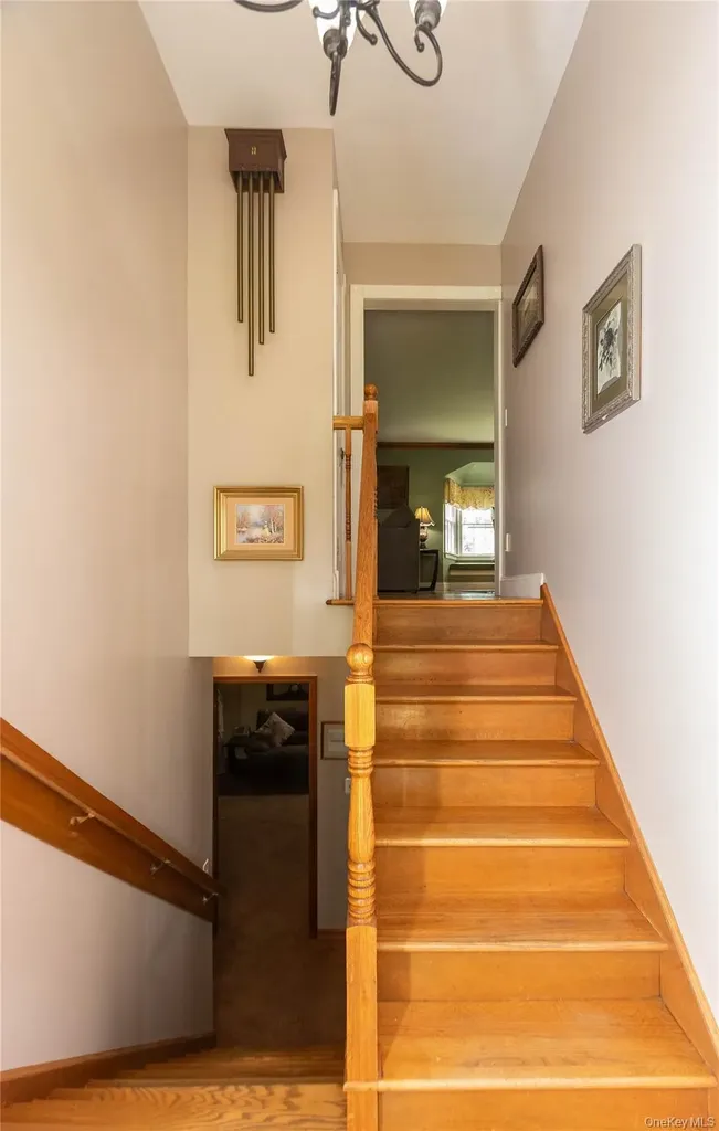 89 Birch Drive Pleasant Valley NY 12569