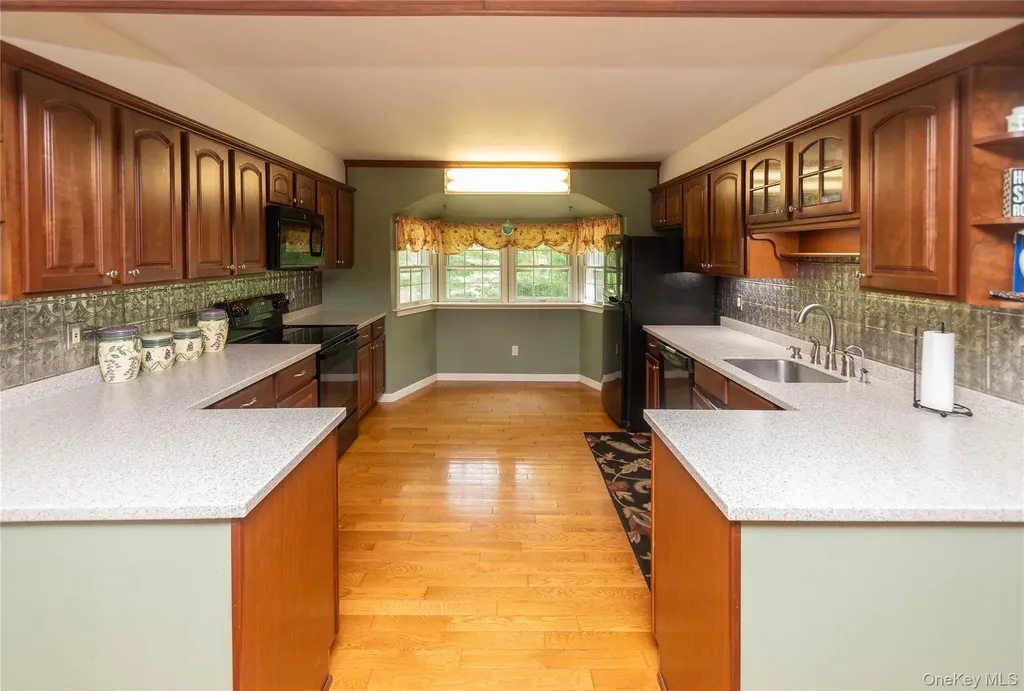 89 Birch Drive Pleasant Valley NY 12569