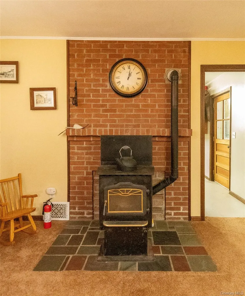 89 Birch Drive Pleasant Valley NY 12569