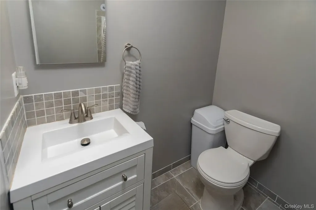 89 Birch Drive Pleasant Valley NY 12569