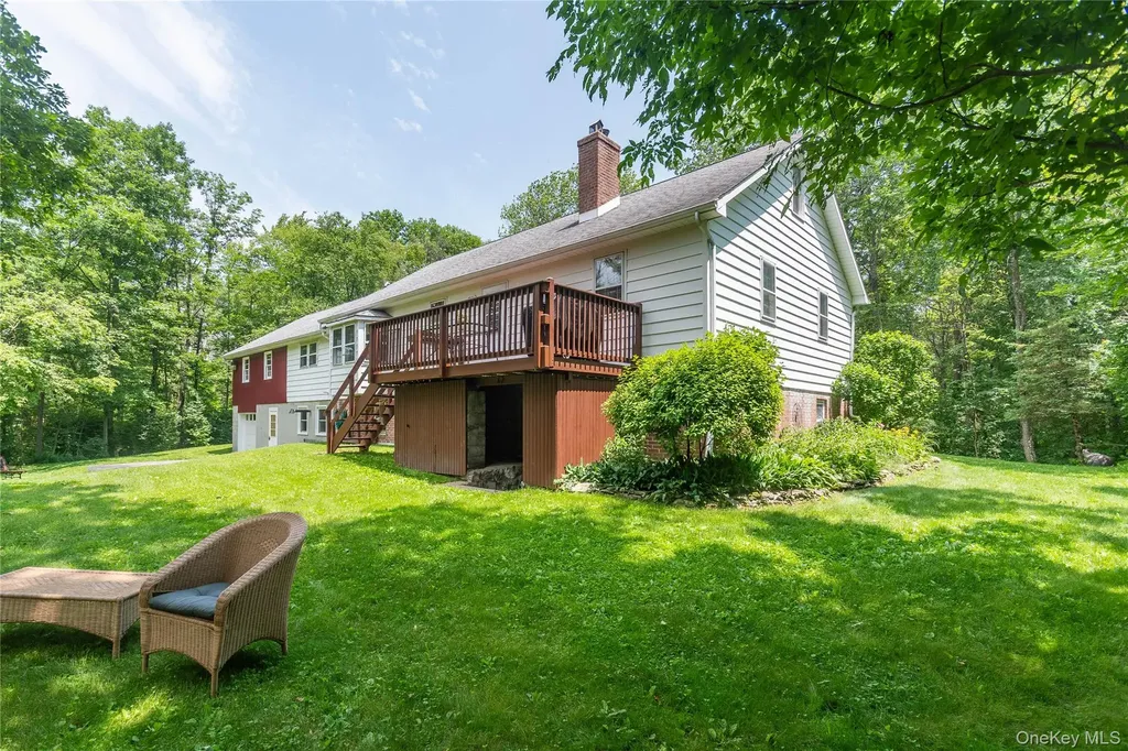 89 Birch Drive Pleasant Valley NY 12569