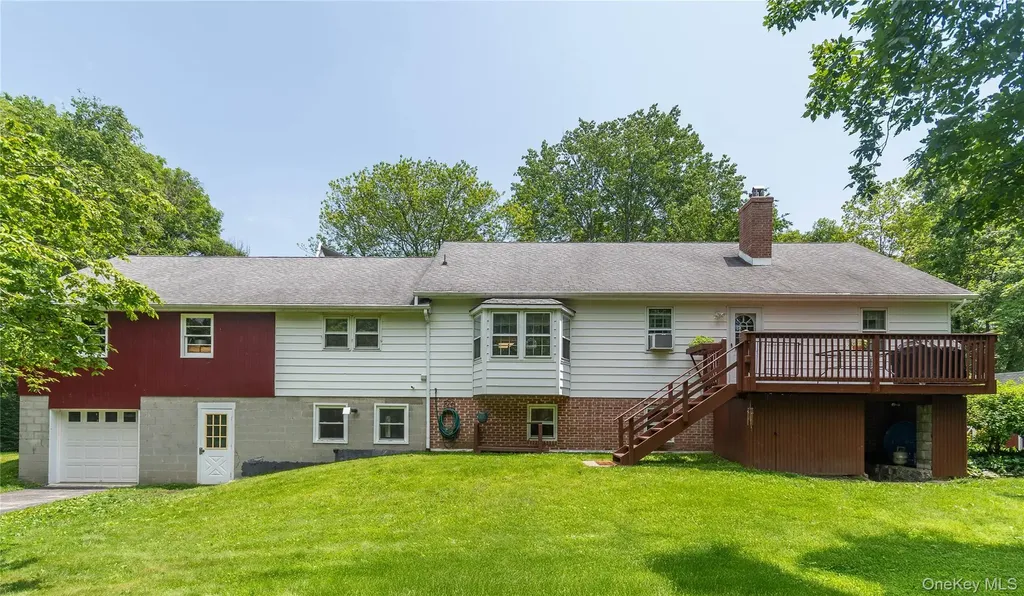 89 Birch Drive Pleasant Valley NY 12569