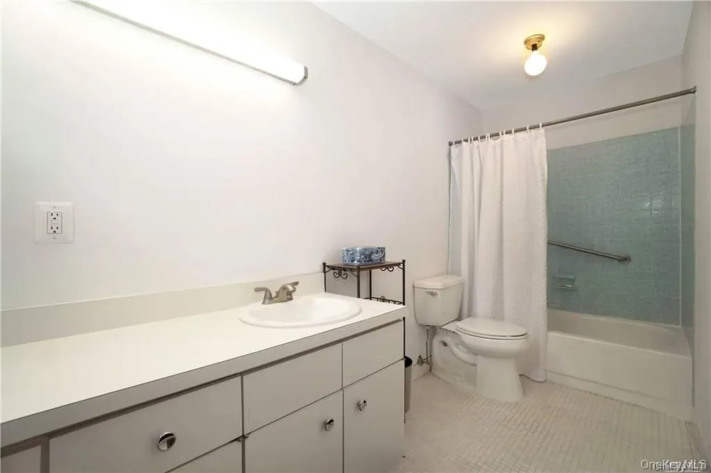 32 Culross Drive Rocky Point NY 11778