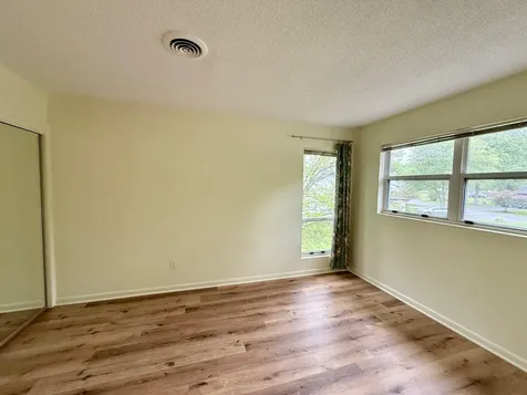 11 Creek Circle Rhinebeck NY 12572