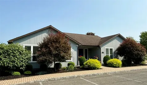 11 Creek Circle Rhinebeck NY 12572