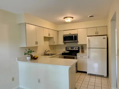 11 Creek Circle Rhinebeck NY 12572