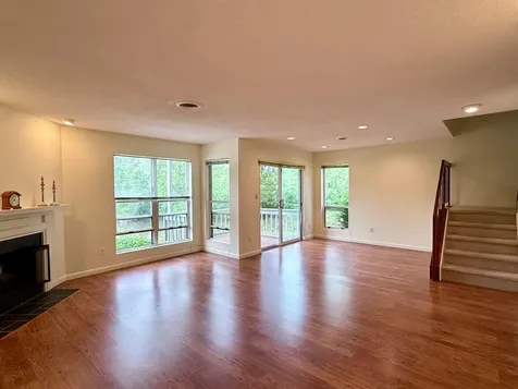 11 Creek Circle Rhinebeck NY 12572
