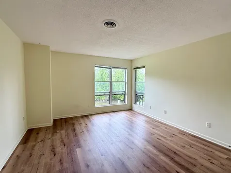 11 Creek Circle Rhinebeck NY 12572
