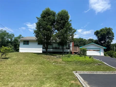 139 Haviland Road Poughkeepsie NY 12601