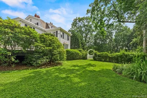 655 North Street Harrison NY 10580