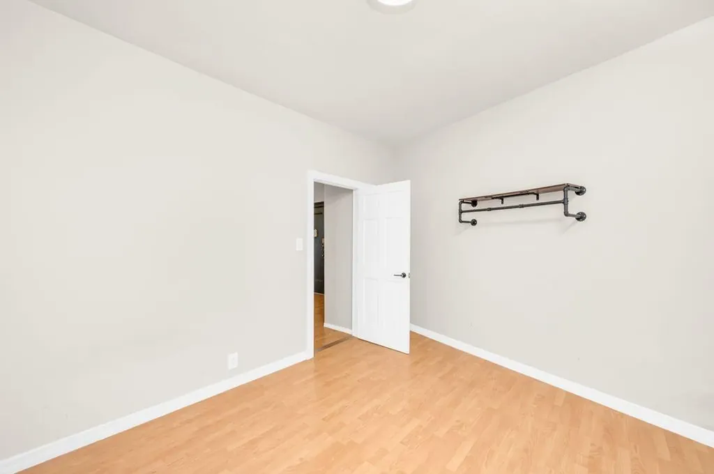 7401 4th Avenue Brooklyn NY 11209
