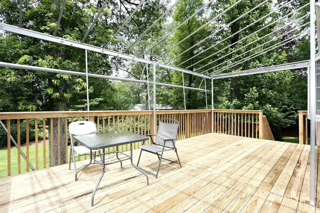 15 Cragmere Road Suffern NY 10901
