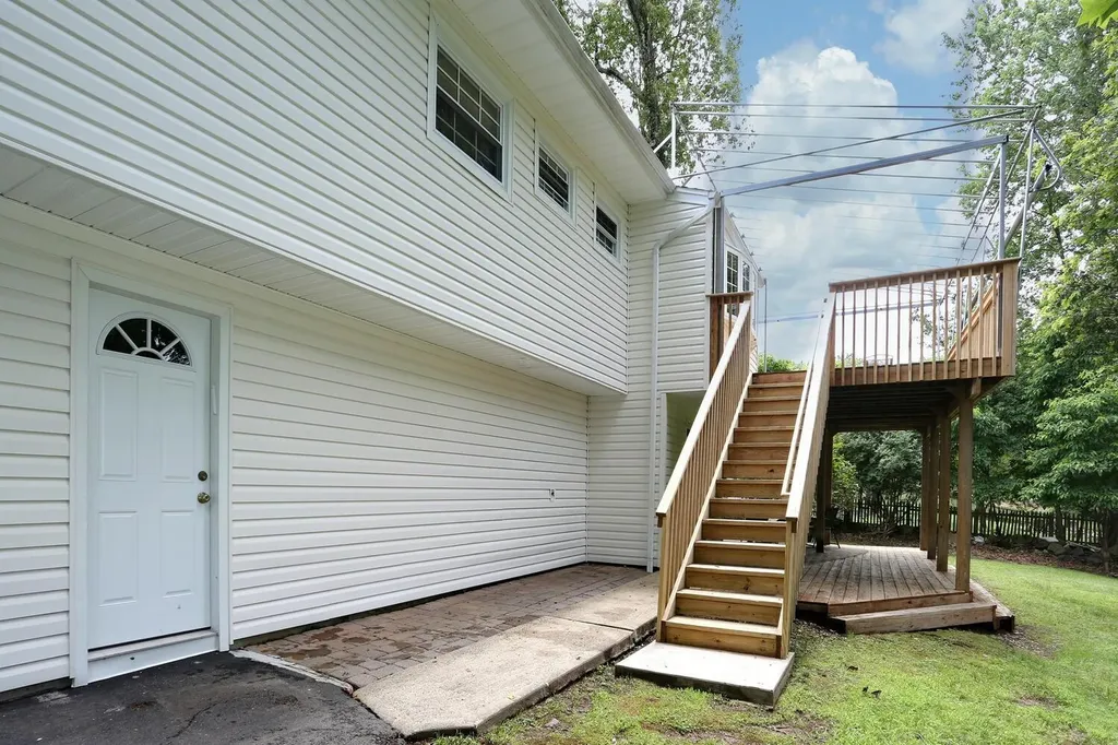15 Cragmere Road Suffern NY 10901