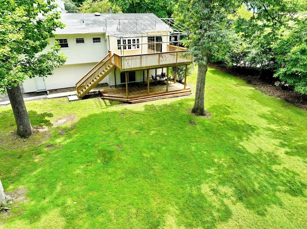 15 Cragmere Road Suffern NY 10901