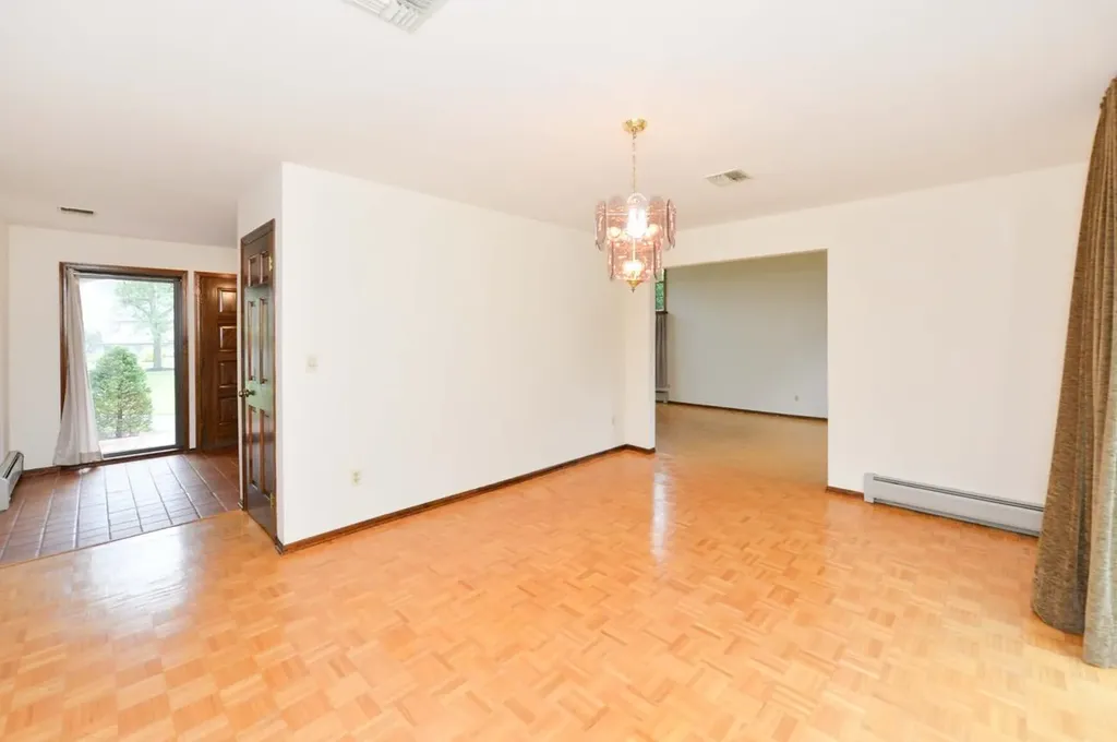 5 Rubinstein Court Spring Valley NY 10977
