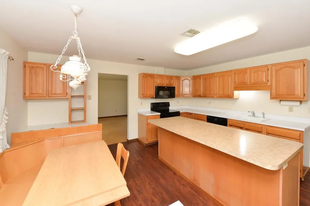 5 Rubinstein Court Spring Valley NY 10977