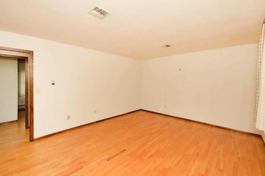 5 Rubinstein Court Spring Valley NY 10977