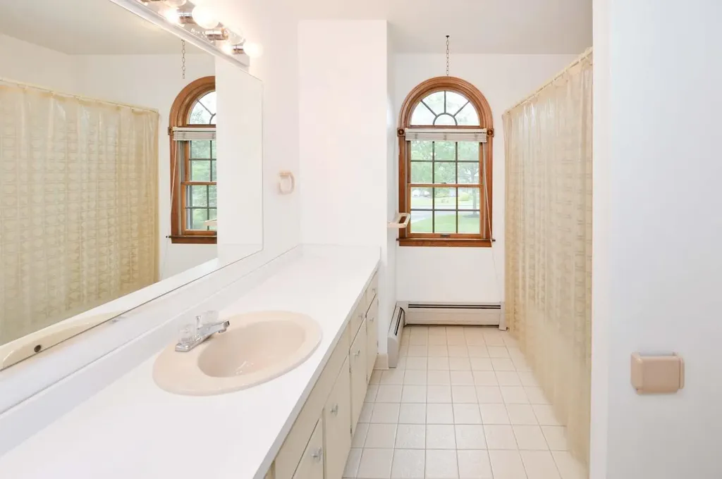 5 Rubinstein Court Spring Valley NY 10977