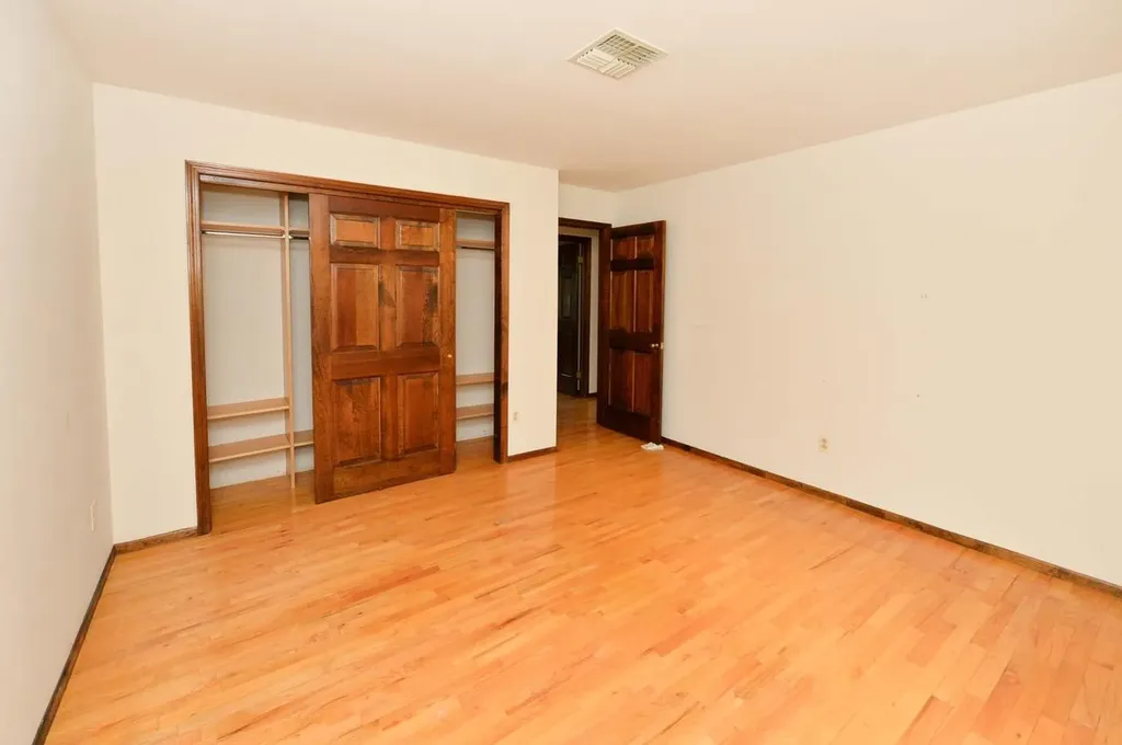 5 Rubinstein Court Spring Valley NY 10977