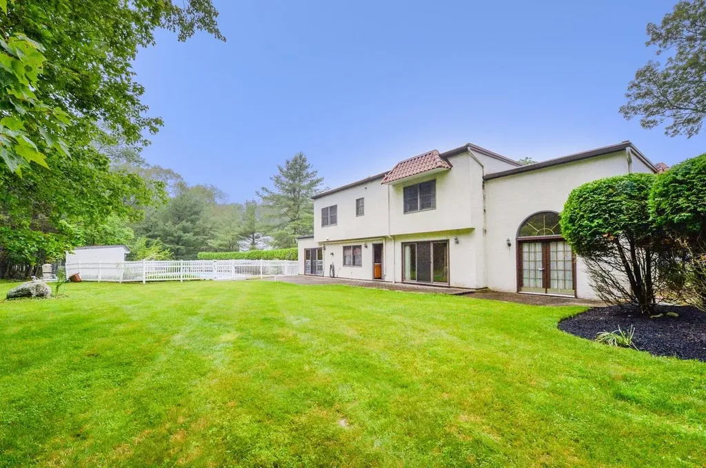 5 Rubinstein Court Spring Valley NY 10977