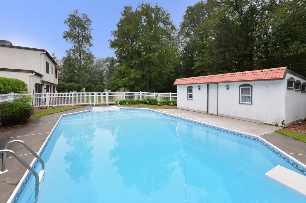 5 Rubinstein Court Spring Valley NY 10977
