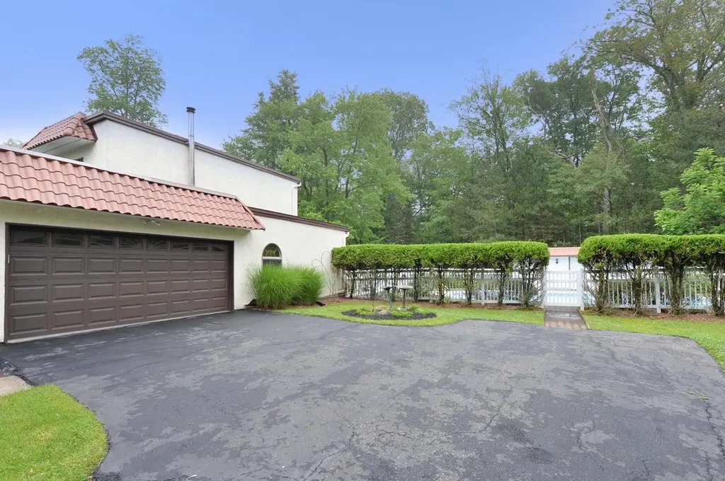 5 Rubinstein Court Spring Valley NY 10977