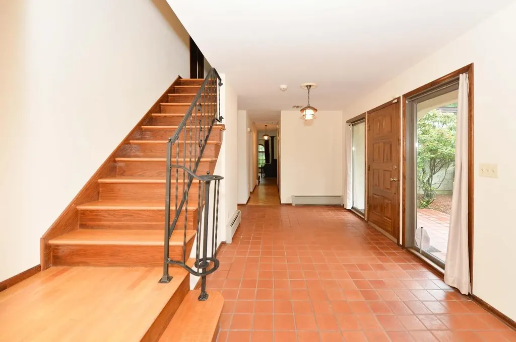 5 Rubinstein Court Spring Valley NY 10977