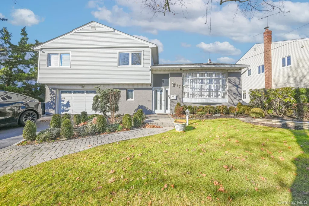 972 S End Woodmere NY 11598