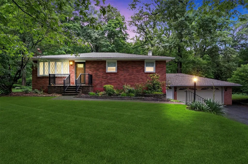 7 Archery Road Newburgh NY 12550