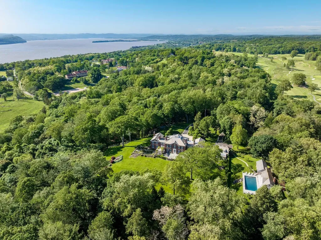 842 Sleepy Hollow Road Briarcliff Manor NY 10510