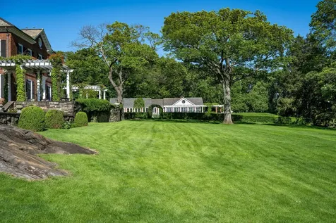 842 Sleepy Hollow Road Briarcliff Manor NY 10510