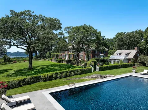 842 Sleepy Hollow Road Briarcliff Manor NY 10510